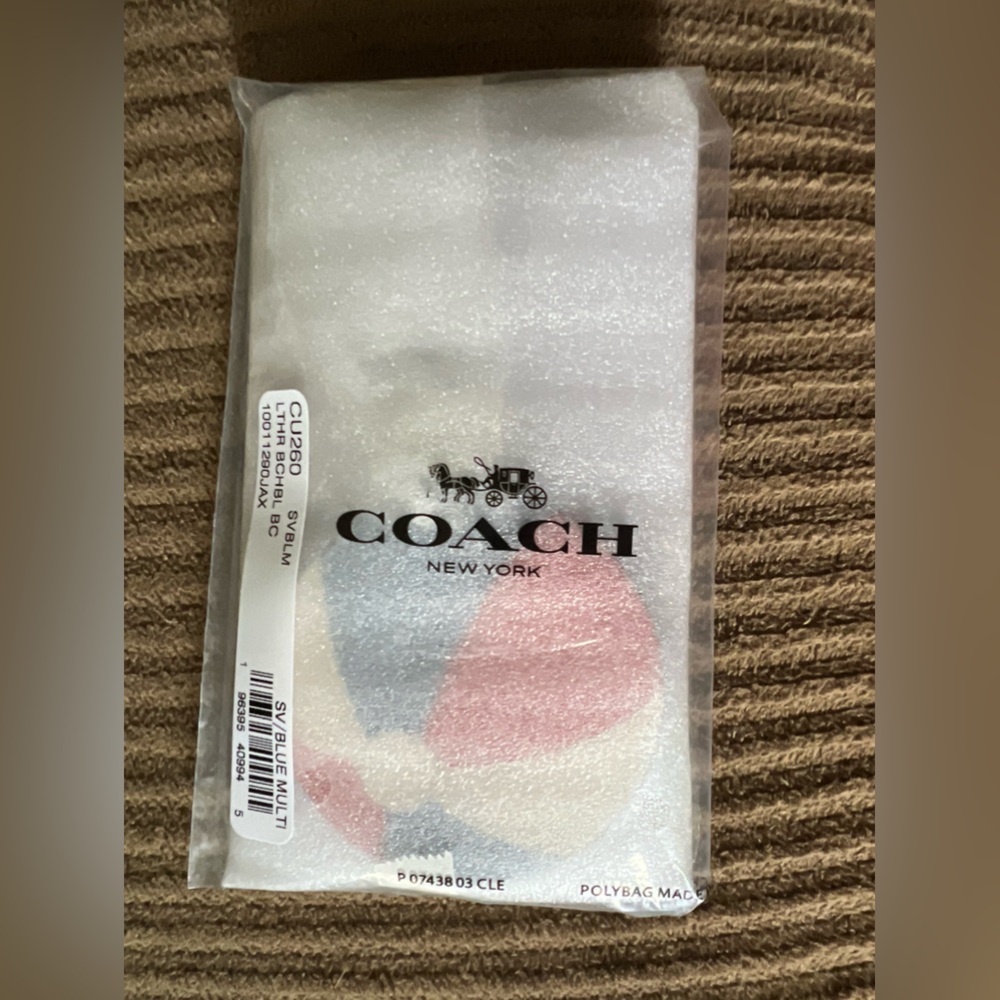 Coach Beachball Bag Charm nwt in packaging - Picture 4 of 5